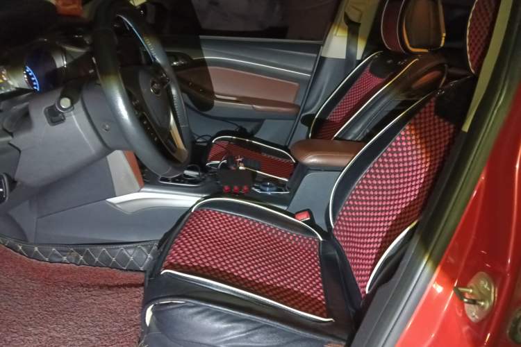 Used BYD G5 2014 1.5TID Automatic Flagship Model
