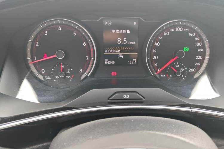 Used Volkswagen Tayron 2019 330TSI Two-Wheel Drive Luxury Model China VI Standard Odometer Close Up