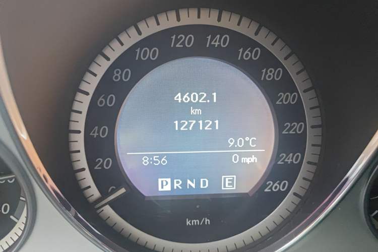 Used Mercedes-Benz GLK-Class 2012 GLK 300 4MATIC Luxury Model