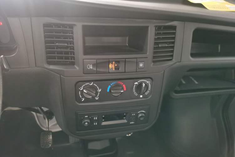 Used Wuling Zhiguang 2023 1.5L Practical Version 5/7 Seats