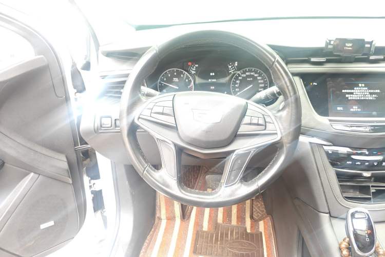 Used Cadillac XT5 2018 25T Luxury Model