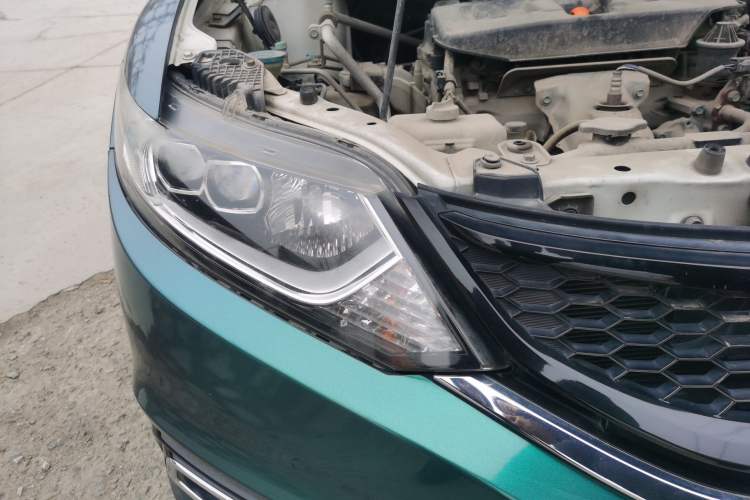 Used Honda Jade 2013 1.8L CVT Luxury Edition 5 seats
