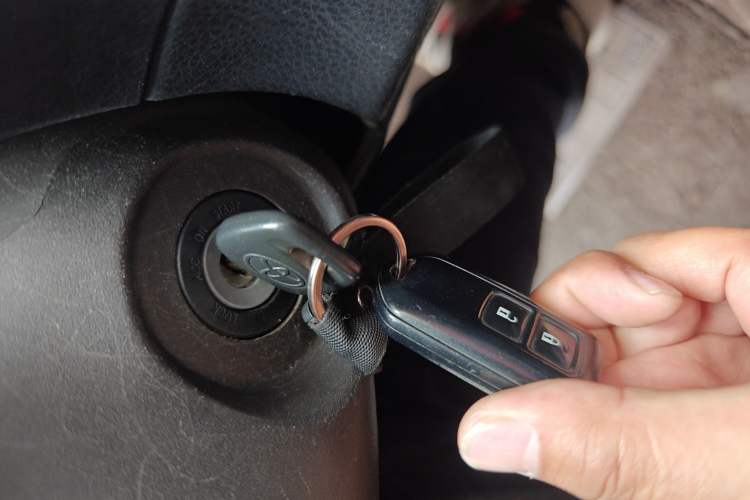 Used Toyota YARiS L Zhi Xuan 2014 1.3L Manual Dynamic Edition