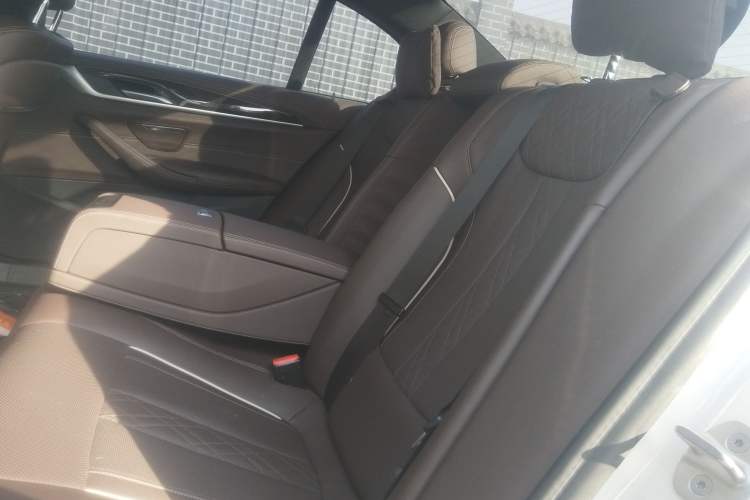 Used BMW 5 Series 2021 525Li M Sport Package