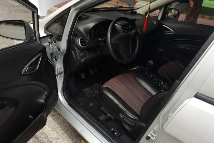 Used Chevrolet Sail 2013 Sedan 1.4L Manual Ideal Happiness Edition Driver Seat