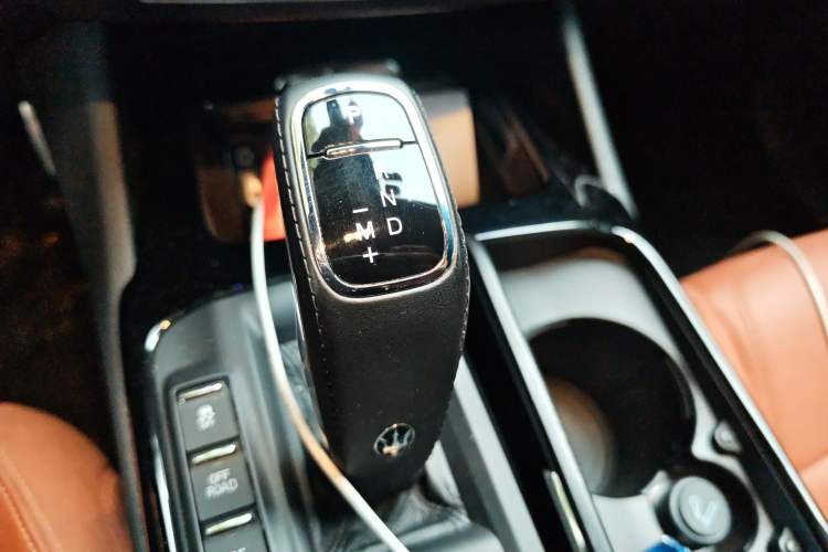 Used Maserati Levante 2023 3.0T Modena Gear Lever