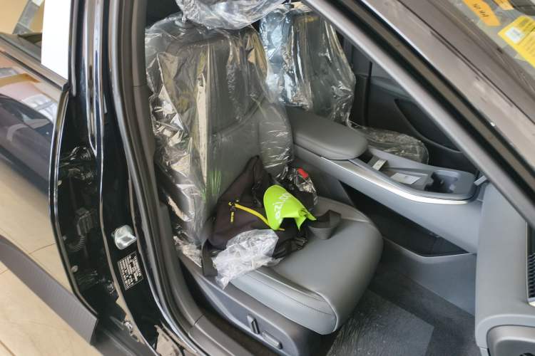 Used XPeng MONA M03 2025 620 Ultra-Long Range Plus
