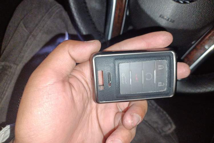 Used Cadillac XTS 2013 28T Luxury Model
