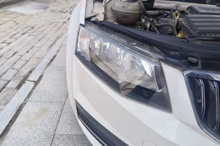 Used Skoda Octavia 2017 Classic Model 1.6L Automatic Comfort Edition