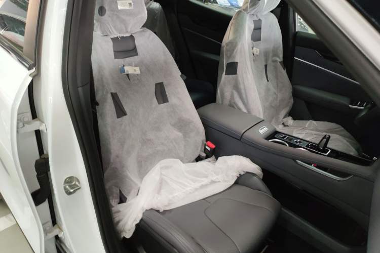 Used Geely Auto Emgrand X7 Sport 2026 Model 1.5TD Aspirational