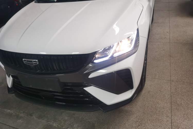 Used Geely Auto Coolray 2023 1.5T DCT Platinum Edition Left Front Headlight