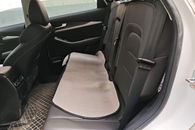 Used Soueast DX8S 2022 1.5T DCT Chieftain Edition 5 Seats
