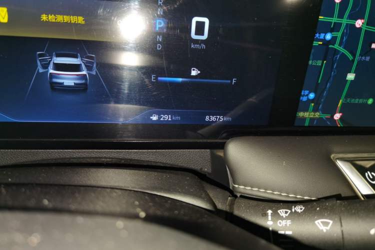 Used Venucia V 2022 260T Black Horse Edition · Idol
