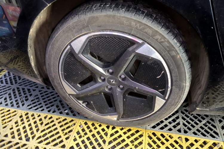 Used Dongfeng eπ eπ007 2024 620 Pro Version Exterior 3