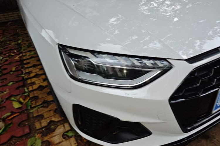 Used Audi A4L 2022 40 TFSI Luxury Dynamic Model
