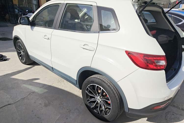 Used FAW Senya R7 2016 1.6L Manual Smart Version
