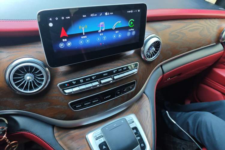 Used Mercedes-Benz Vito 2020 2.0T Elite Version 7 Seats
