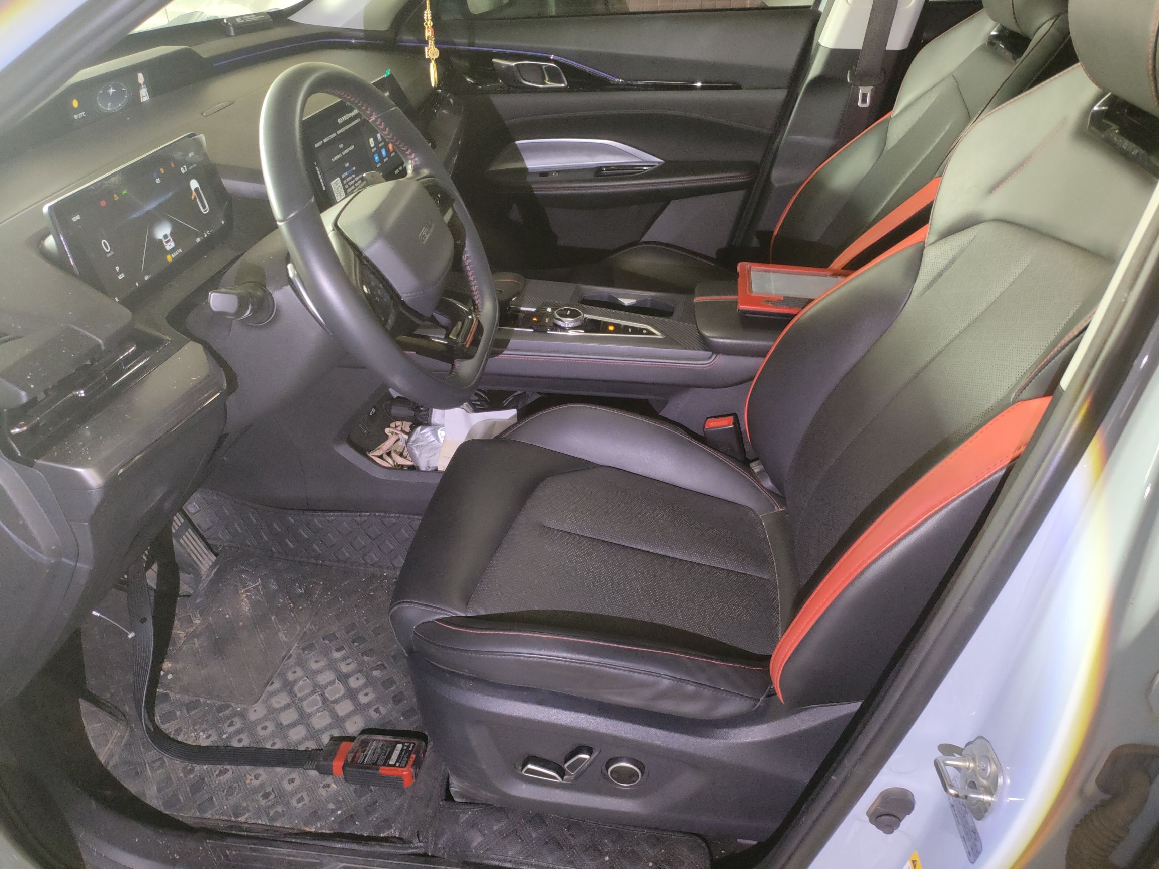 Переднее сиденье в автомобиле