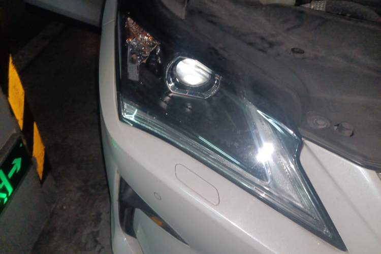 Used Lexus RX 2016 300 Two-Wheel Drive Comfort Edition China V Standard Right Front Headlight