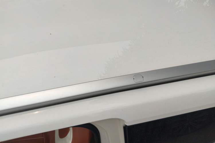 Used Wuling Hongguang MINIEV 2024 3rd Generation 215km Advanced Version Roof