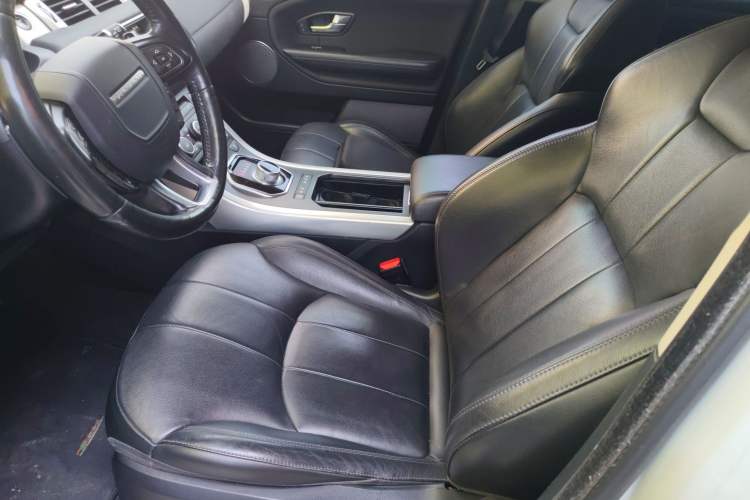 Used Land Rover Range Evoque 2016 2.0T SE Smart Glow Edition Left Front Seat