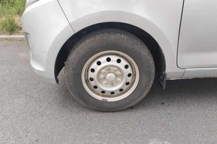 Used Wuling Rongguang V 2016 1.2L Practical Model Non-Power-Assisted