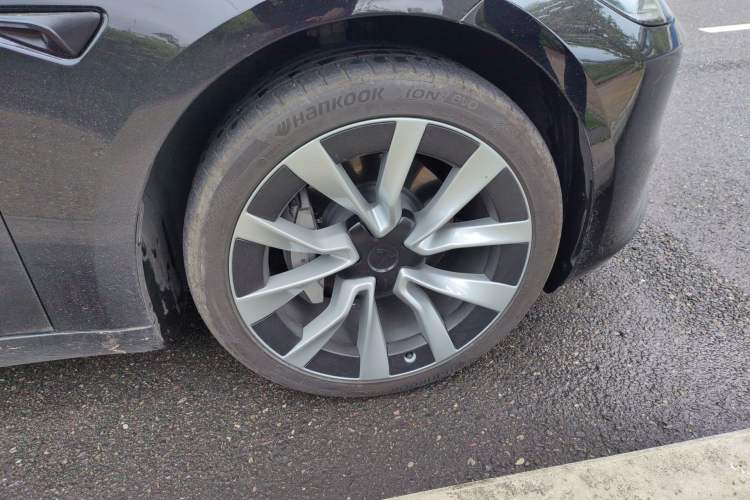 Used Tesla Model 3 2023 Rear-Wheel-Drive Version
