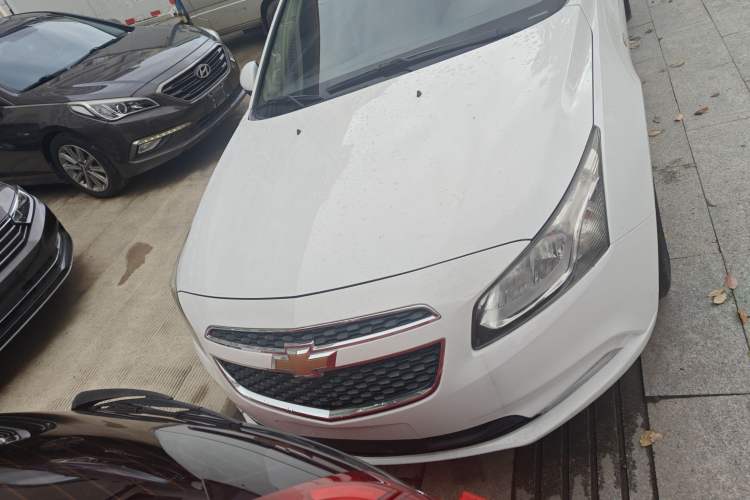 Used Chevrolet Cruze 2015 1.5L Classic SE AT
