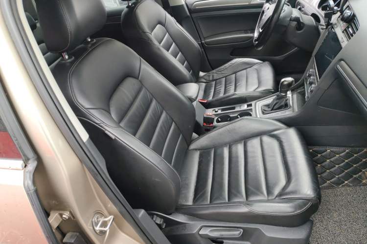 Used Volkswagen Golf 2016 230TSI Automatic Luxury Version