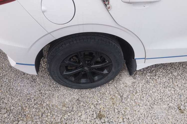 Used BYD e2 2019 Standard Range Model – Smart & Comfortable Version