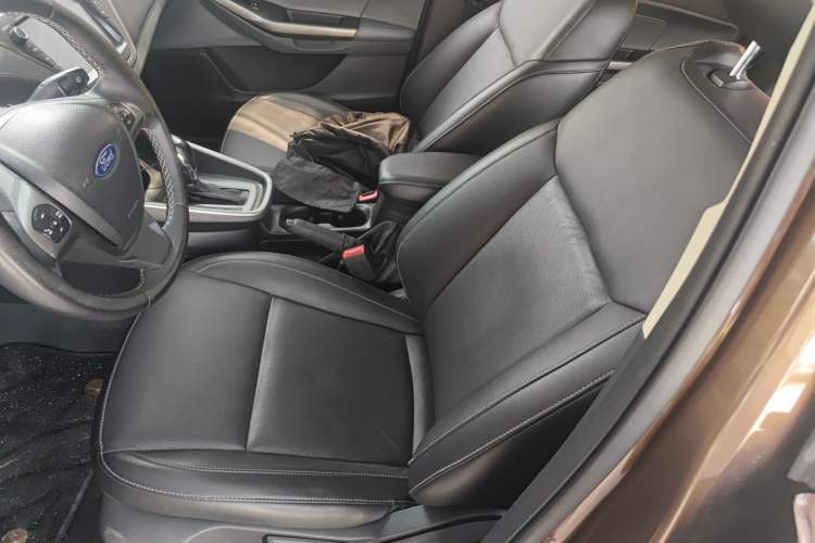 Used Ford Escort 2017 Happiness Edition 1.5L Automatic Fashion Version
