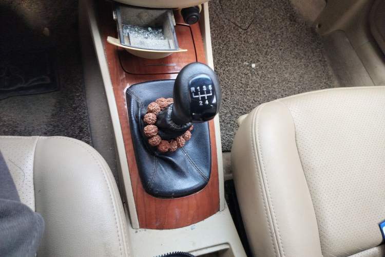 Used Buick Excelle 2013 1.5L Manual Luxury Model
