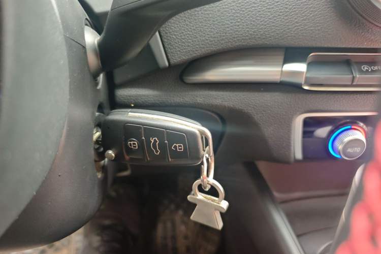 Used Audi A3 2015 Limousine 35 TFSI Millionth Anniversary Comfort Model Vehicle Key