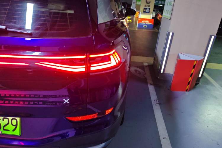 Used Volkswagen ID.6 X 2021 Pro Smart Long-Range Edition
