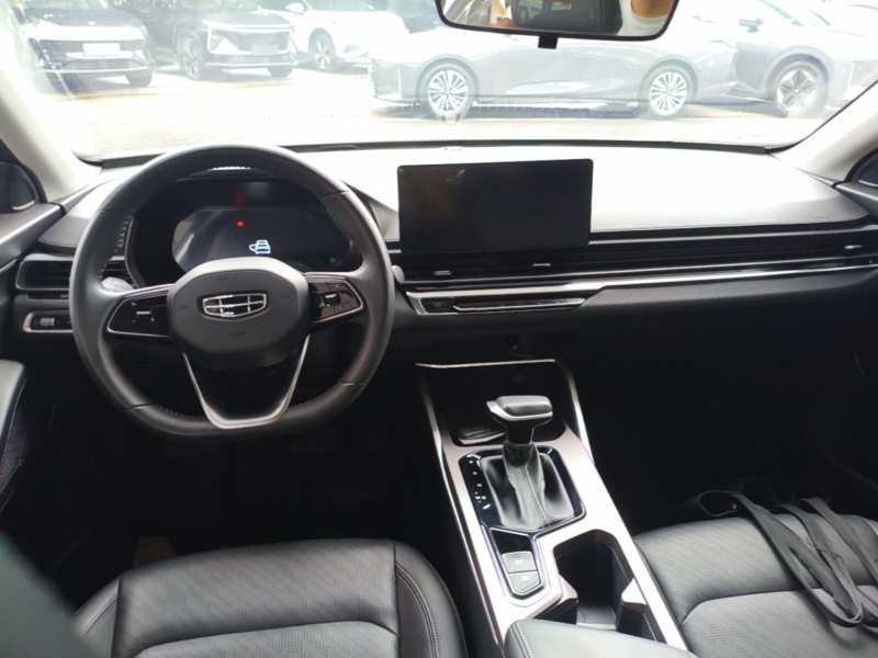 Used Geely Auto Emgrand 2022 4th Generation 1.5L CVT Luxury Model – Premium — 9