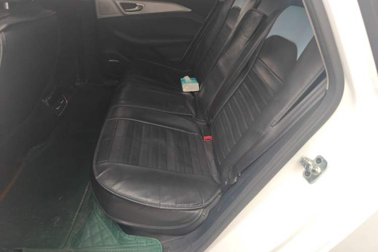 Used Roewe i6 MAX New Energy 2023 EV 420 Skyroof Special Edition Left Rear Seat