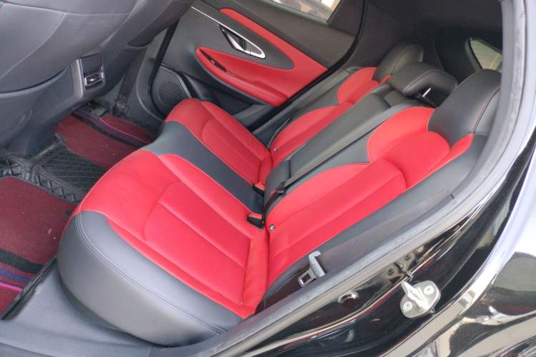 Used CHANGAN UNI-T 2020 1.5T Prestige Version