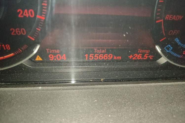 Used BMW 3 Series GT 2019 320i M Sport Night Edition Odometer Close Up