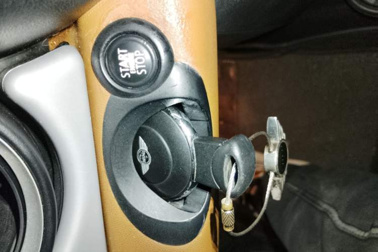 Used MINI 2012 1.6L COOPER Baker Street Vehicle Key