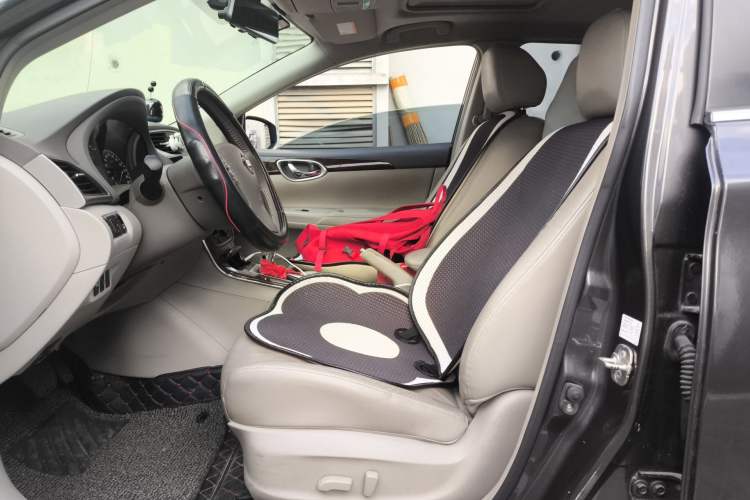 Used Nissan Sylphy 2012 1.6 XL CVT Luxury Edition Left Front Seat