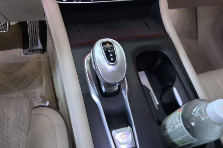 Used VOYAH Dream 2022 Low-Carbon Edition Dream+ Smart Enjoyment Package Gear Lever