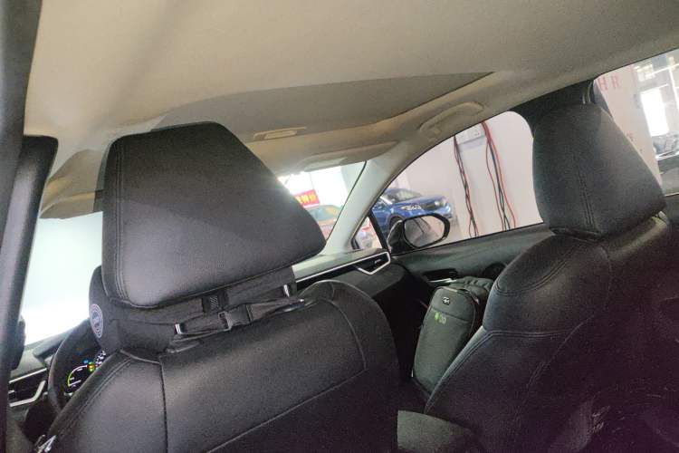 Used Toyota Corolla 2021 Dual-Motor 1.8L E-CVT Elite Edition