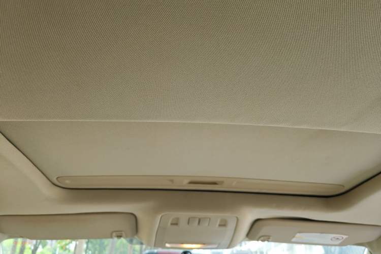 Used Buick Regal 2012 2.0L Comfort Edition Headliner