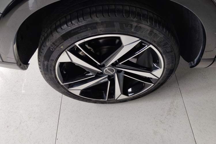 Used Roewe RX5 MAX 2022 2.0T Automatic Zhiwei Zunrong Edition
