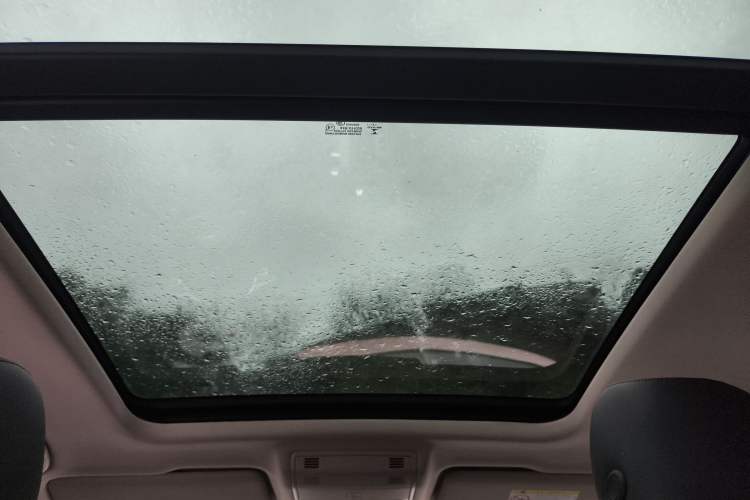 Used Volkswagen Tharu 2021 280TSI Two-Wheel Drive Comfort Edition
