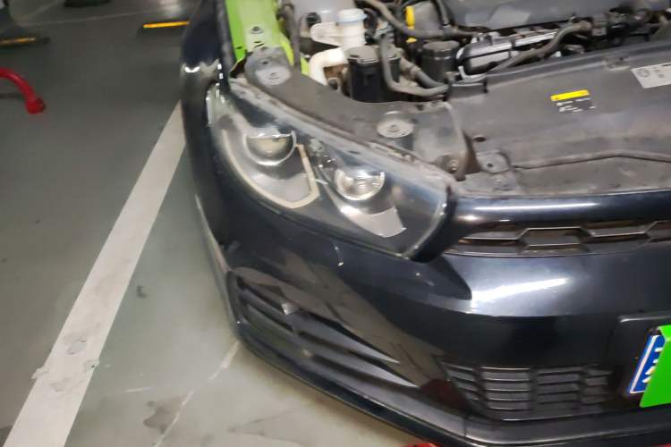 Used Volkswagen Scirocco 2015 2.0 TSI Luxury Edition Right Front Headlight