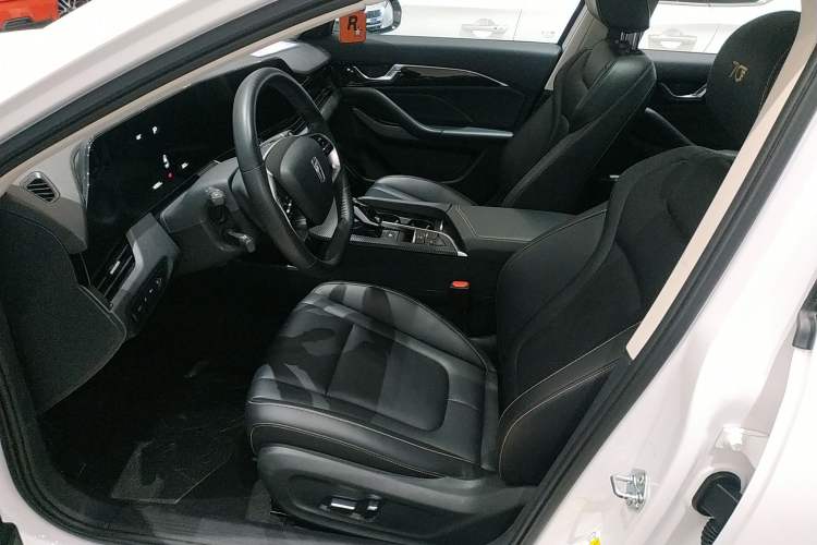 Used Bestune B70 2022 Third Generation 1.5T Automatic Enjoyment Version Left Front Seat