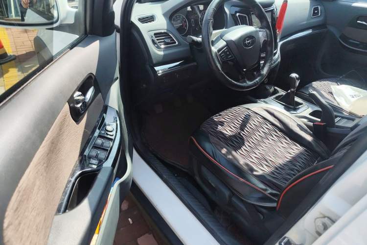 Used Haima S7 2017 1.8T Manual Leading Edition Driver Seat