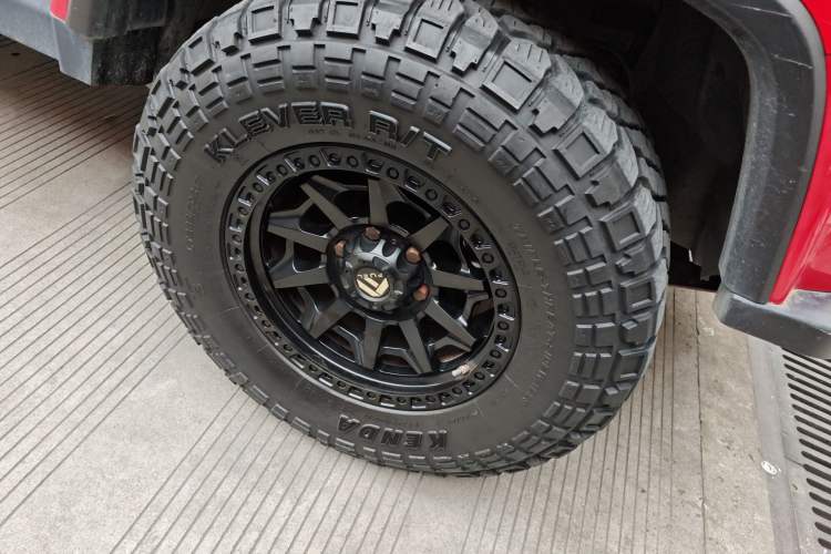 Used BAIC Off-Road BJ40 2019 PLUS 2.3T Manual Four-Wheel Drive Prestige Edition China VI Emission Standard