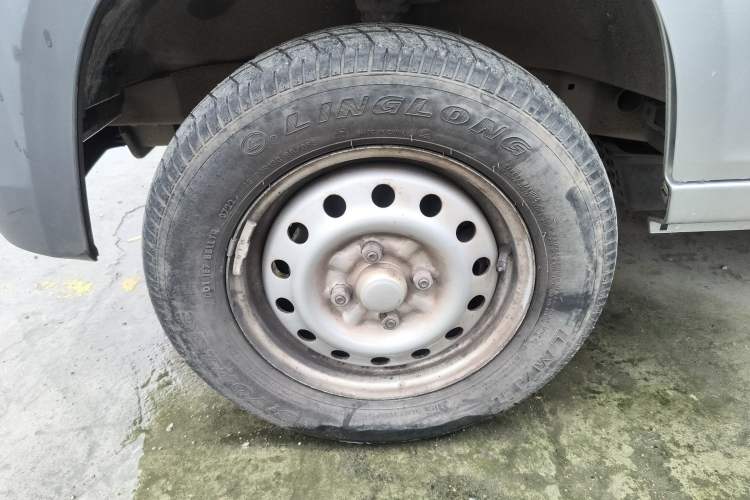 Used Wuling Zhiguang 2020 1.2L Practical Model China VI LSI